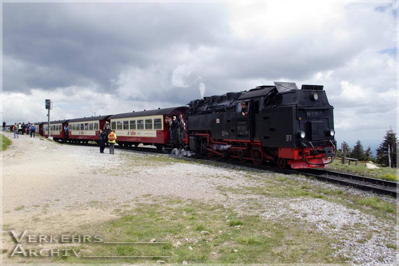 99 7235-7