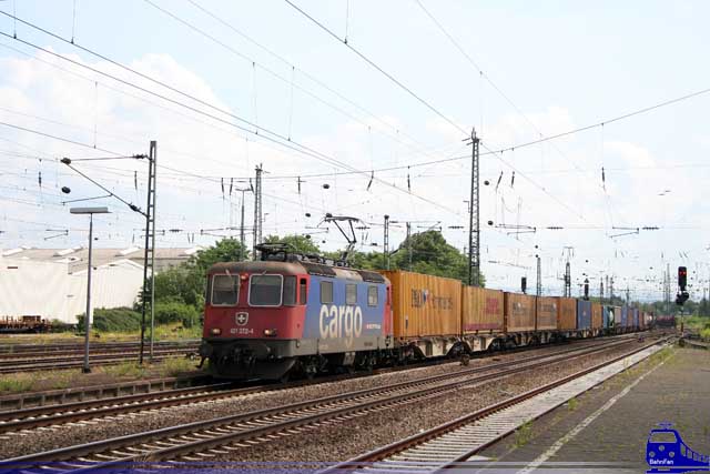 421 372-4