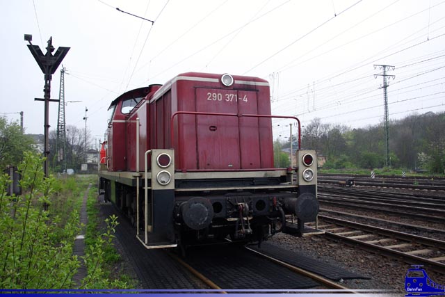  290 371-4