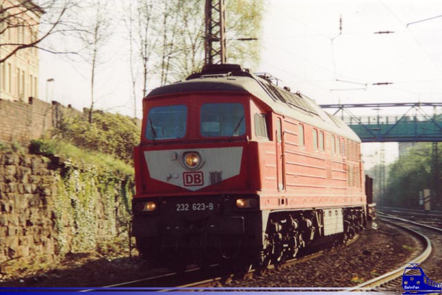  232 623-9