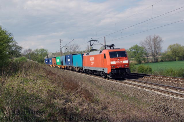  152 126-9